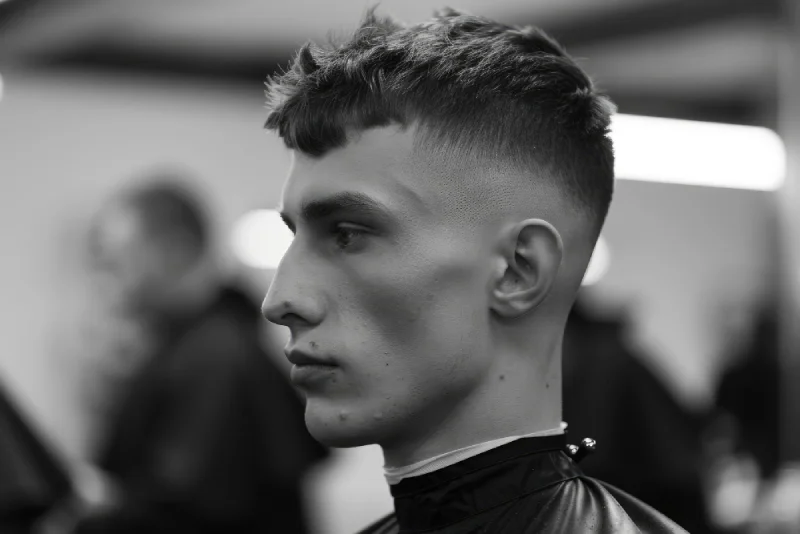 The Evolution of Men’s Hair Trends: What’s In and What’s Out in 2024